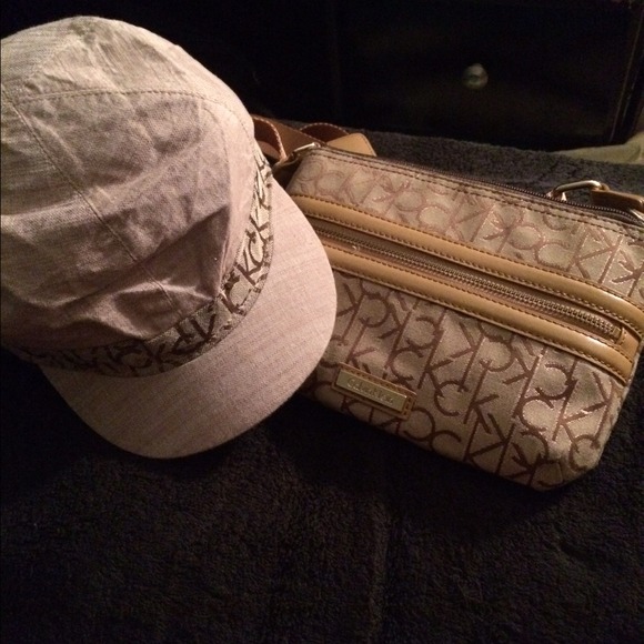 Calvin. Kline Hat and side purse