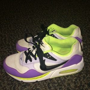 Nike Air Max shoes! Women's 8.5