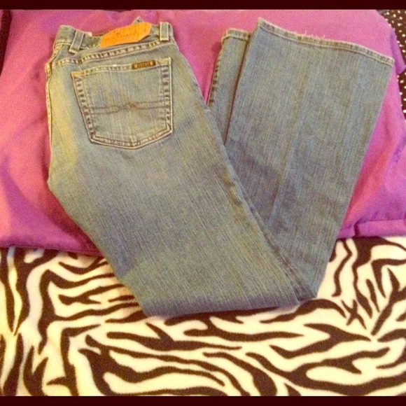 Boot Cut "Lucky" Jeans