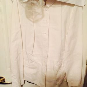 White blazer excellent condition