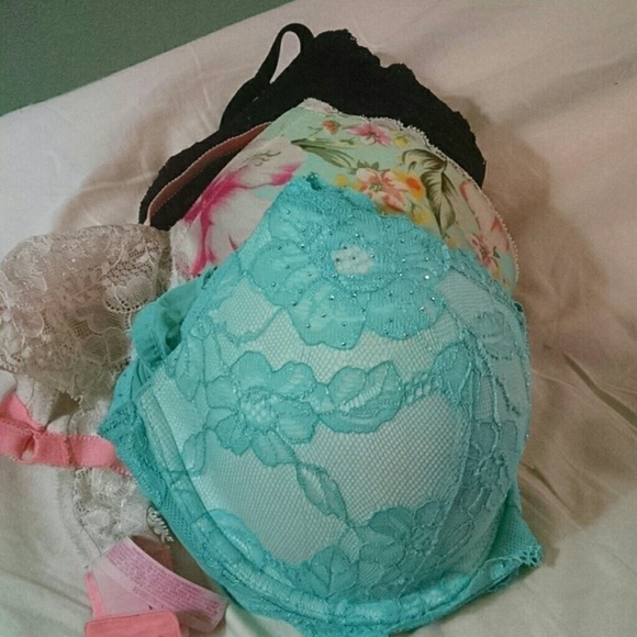 3 VS bras