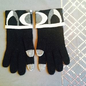 SOLD Coach black and gray signature tech gloves