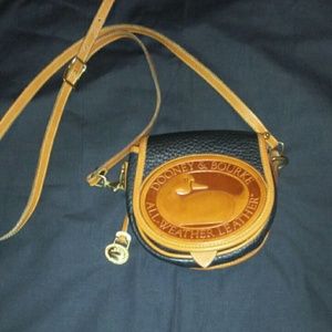 DOONEY & BOURKE CROSSBAG