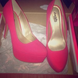 "Teaberry" colored heels.
