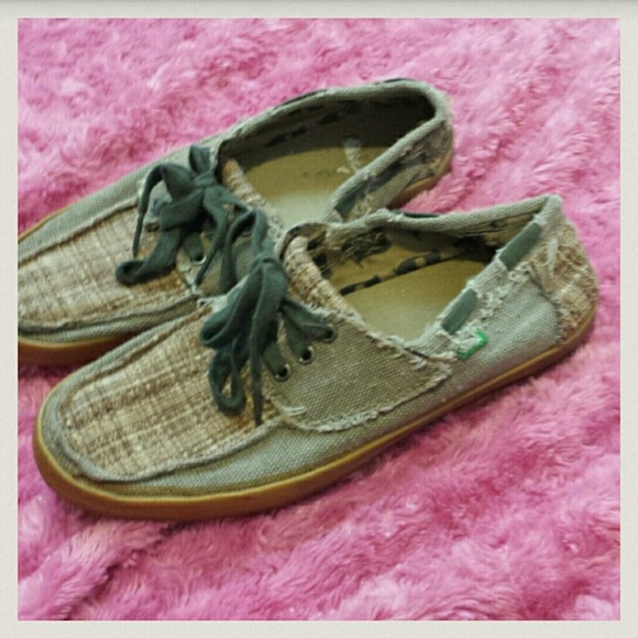 Unisex LACE-UP  Sanuks