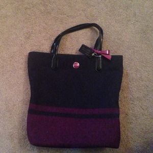 Coach Signature Wool Tote Charcoal/Passion Berry