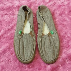 Light  brown Sanuk shoes
