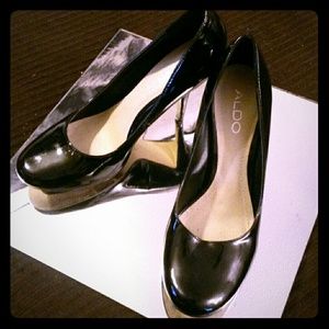 Aldo patent leather black pumps