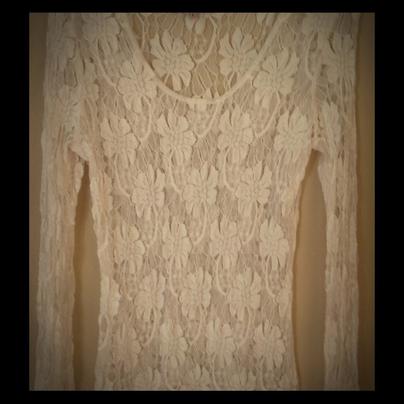 Young Essence Lace Shirt Off White Color