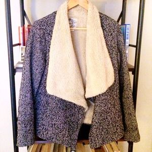 Slouchy tweed + sherpa blazer
