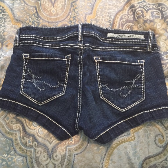 Sold - Picture 2 of 4