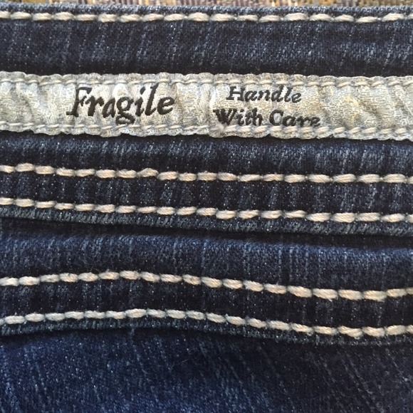 Sold - Picture 3 of 4