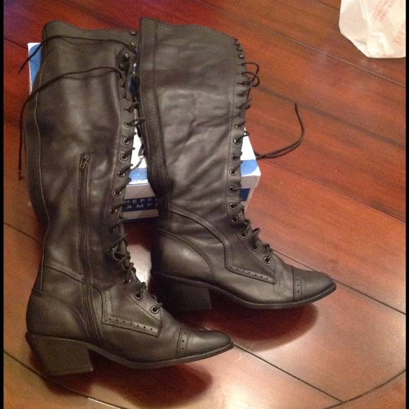 🚨SOLD🚨 Jeffrey Campbell FP black Joe boot - Picture 2 of 4