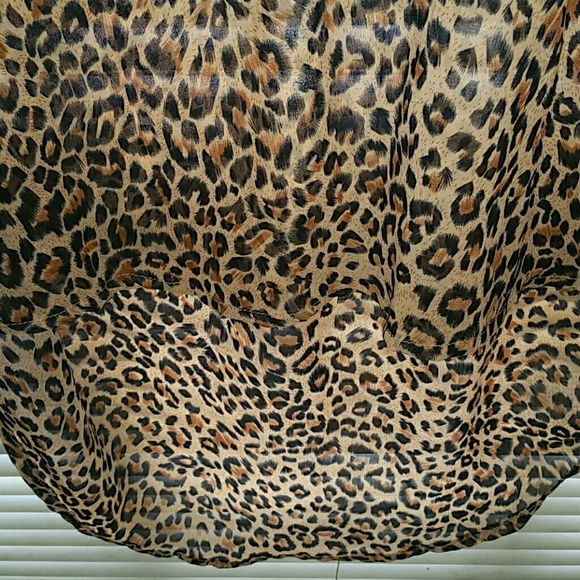 LEOPARD TOP - Picture 3 of 4