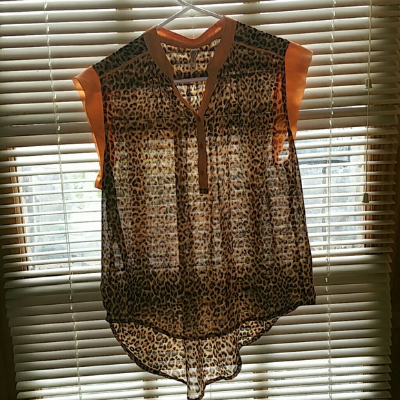 LEOPARD TOP - Picture 4 of 4