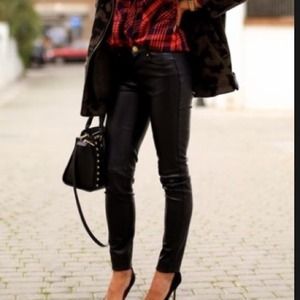 Vera wang faux leatherette pants