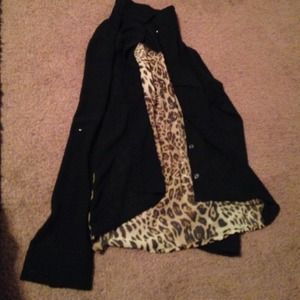High low shirt. Cheetah back, black front.