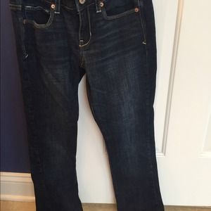 American eagle skinny kick 6 short dark wash jeans