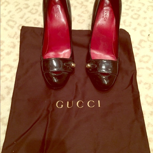 Black Gucci shoes