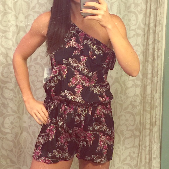 NWT floral romper