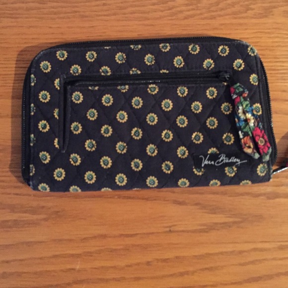 Vera Bradley wallet