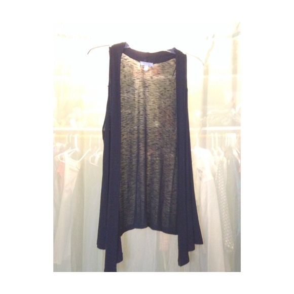 Woman's Black Vest 1X