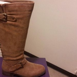 Beautiful  used  boots  great  condition