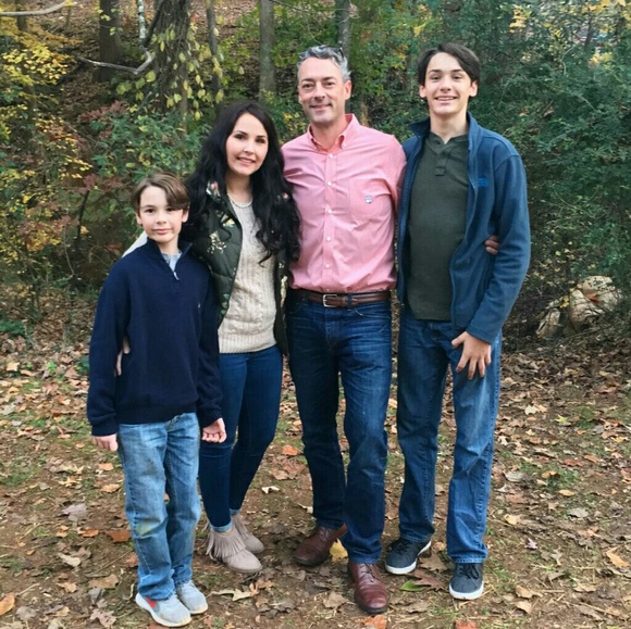 Welcome to my closet!! - Picture 5 of 10