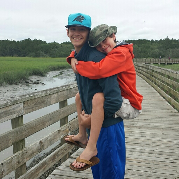 Welcome to my closet!! - Picture 6 of 10