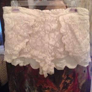 White lace shorts