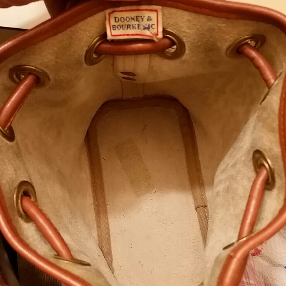 Dooney & Bourke (Vintage) - Picture 4 of 4