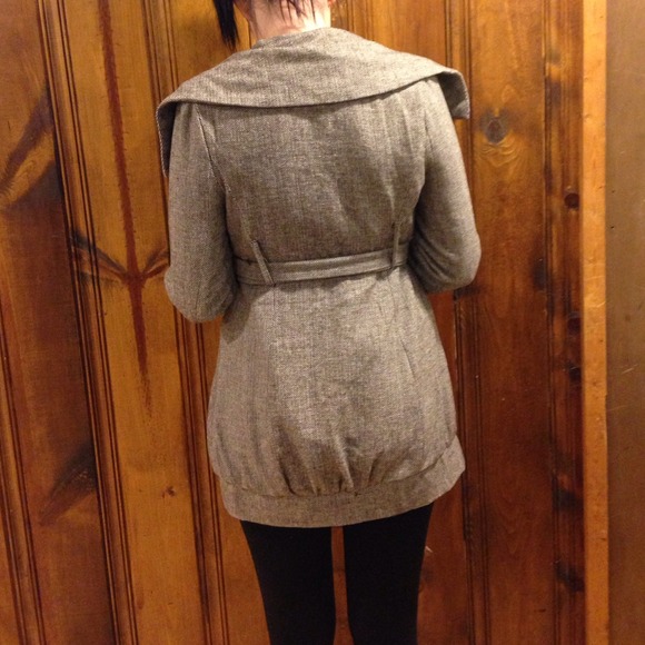 Jacket - Picture 2 of 3