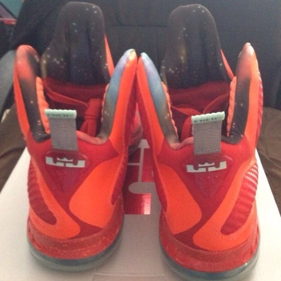 Big Bang Lebron 9 - Picture 2 of 4