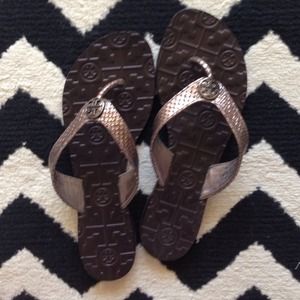 Authentic Tory Burch sandals! Size 7, never worn!