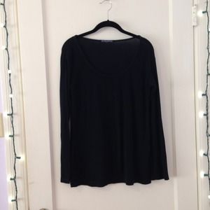 Brandy Melville long sleeve scoop neck