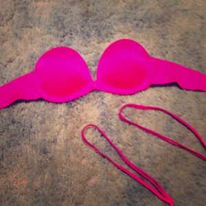 Hot pink VS push up bra !