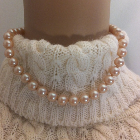 Vintage Jewelry - Vintage set of heavyweight pearls