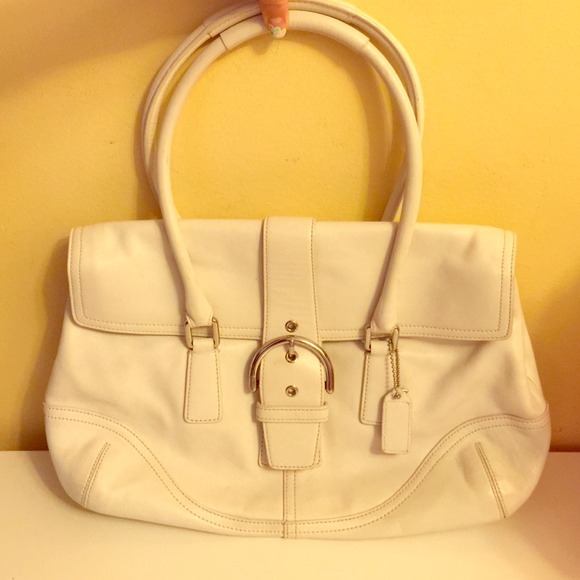 Coach white leather shoulder bag