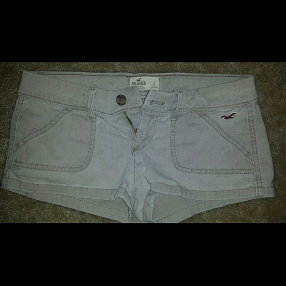 Hollister mini shorts nude beige size 1