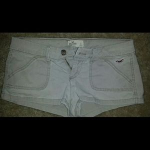 Hollister mini shorts nude beige size 1