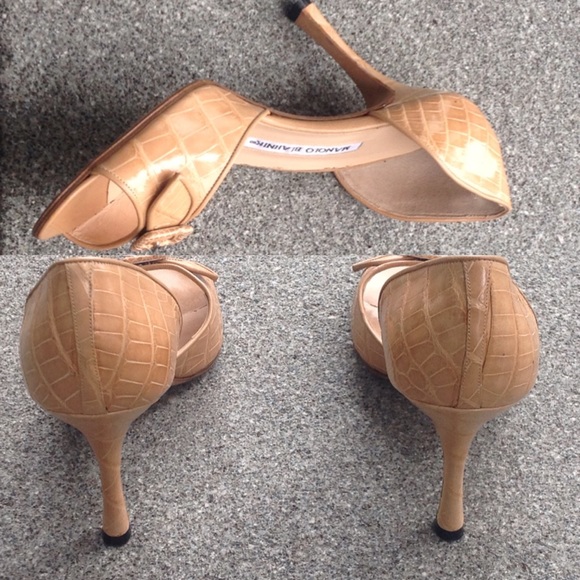 Manolo BLAHNIK Beige Alligator Shoes 39 - Picture 3 of 4