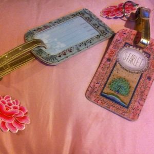 2 Papaya! Luggage tags. 2 for one price.