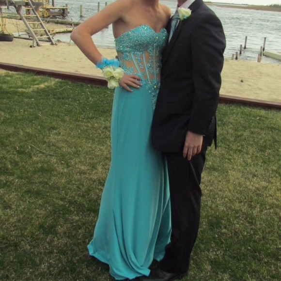Prom dress
