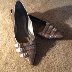 Chinese Laundry silver flats pointy toe