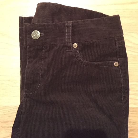 J.CREW "favorite fit" chocolate brown corduroys - Picture 4 of 4