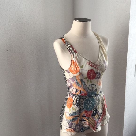️SOLD 🔱Anthropologie floral mixed top - Picture 2 of 4