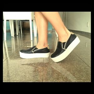 Wedge shoes