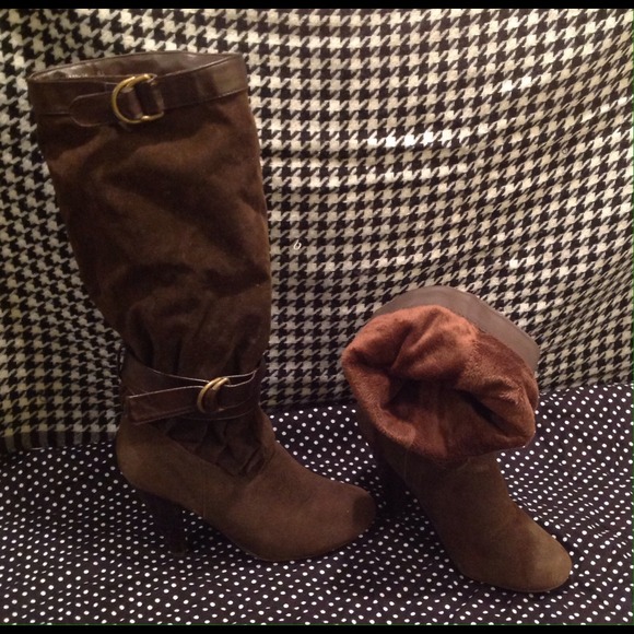 👢🐻Faux Fur lined chocolate brown boots!!🐻👢