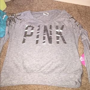Cute Victoria Secret grey long sleeve crop shirt