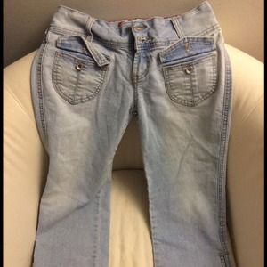 Glo denim capris